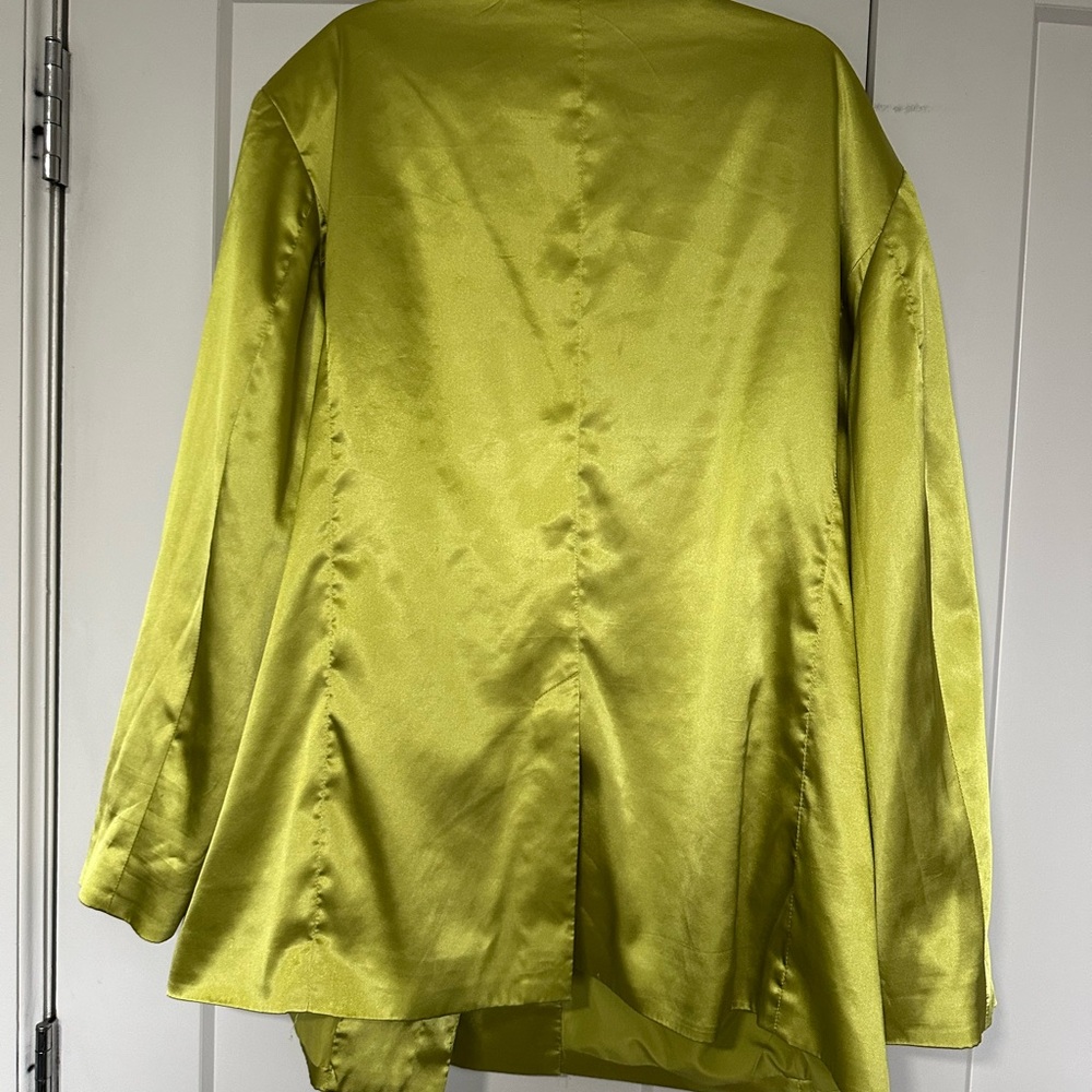 H&M Chartreuse Satin Oversized Blazer Size XL - Picture 2 of 4